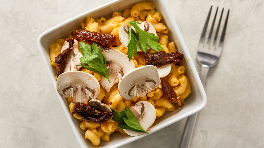 sun dried tomato mushroom mac and cheese