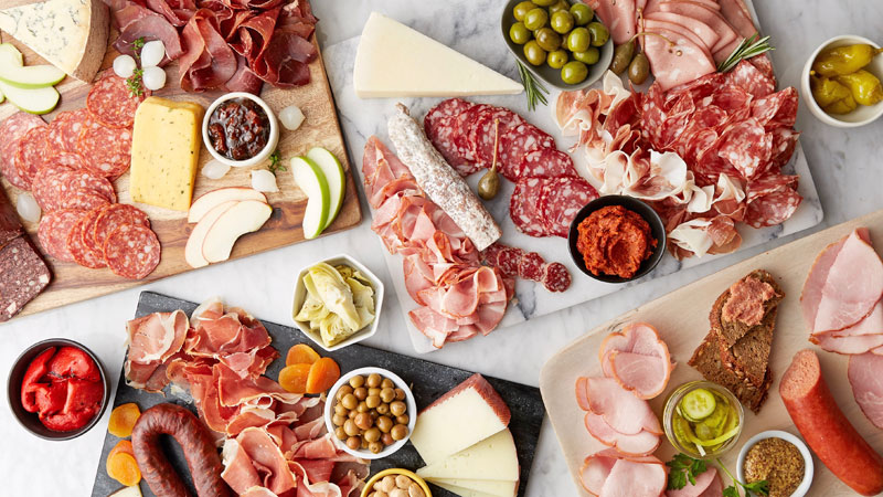 How to Build a Cured Meats Board