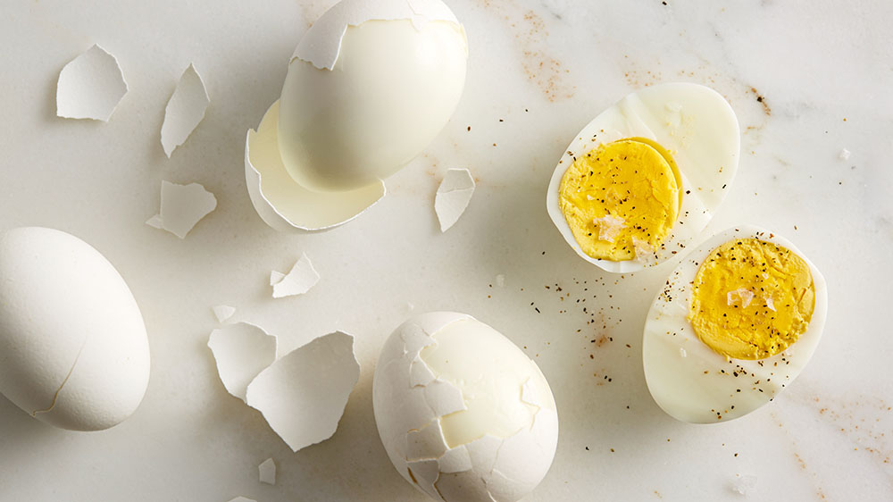 how to peel hard boiled eggs