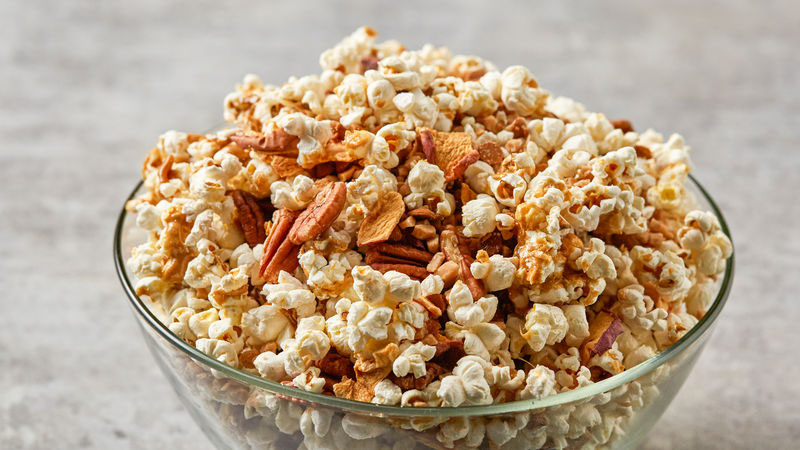 caramel apple popcorn