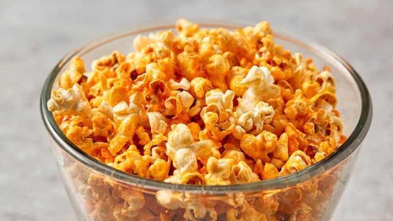 sriracha popcorn