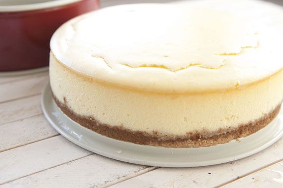 Cheesecake removed from pan