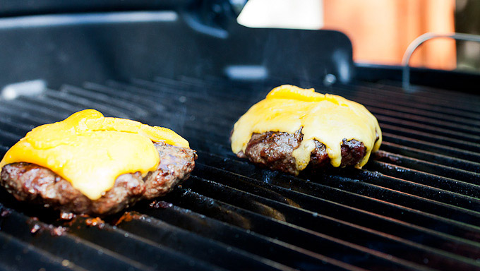 How to Grill a Hamburger