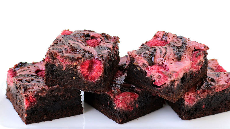 raspberry swirl zucchini brownies