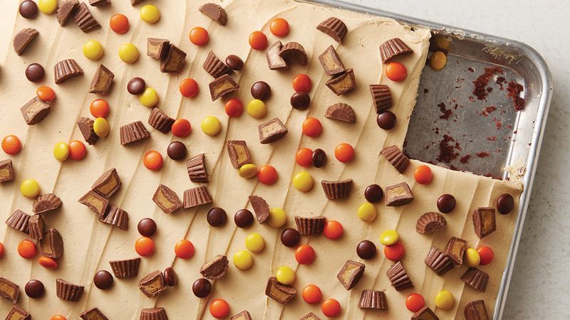 Reese’s™ Peanut Butter Sheet Cake